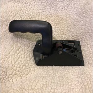 Chevrolet Silverado 1500 Avalanche Tahoe GMC Sierra Yukon Interior Door Handle